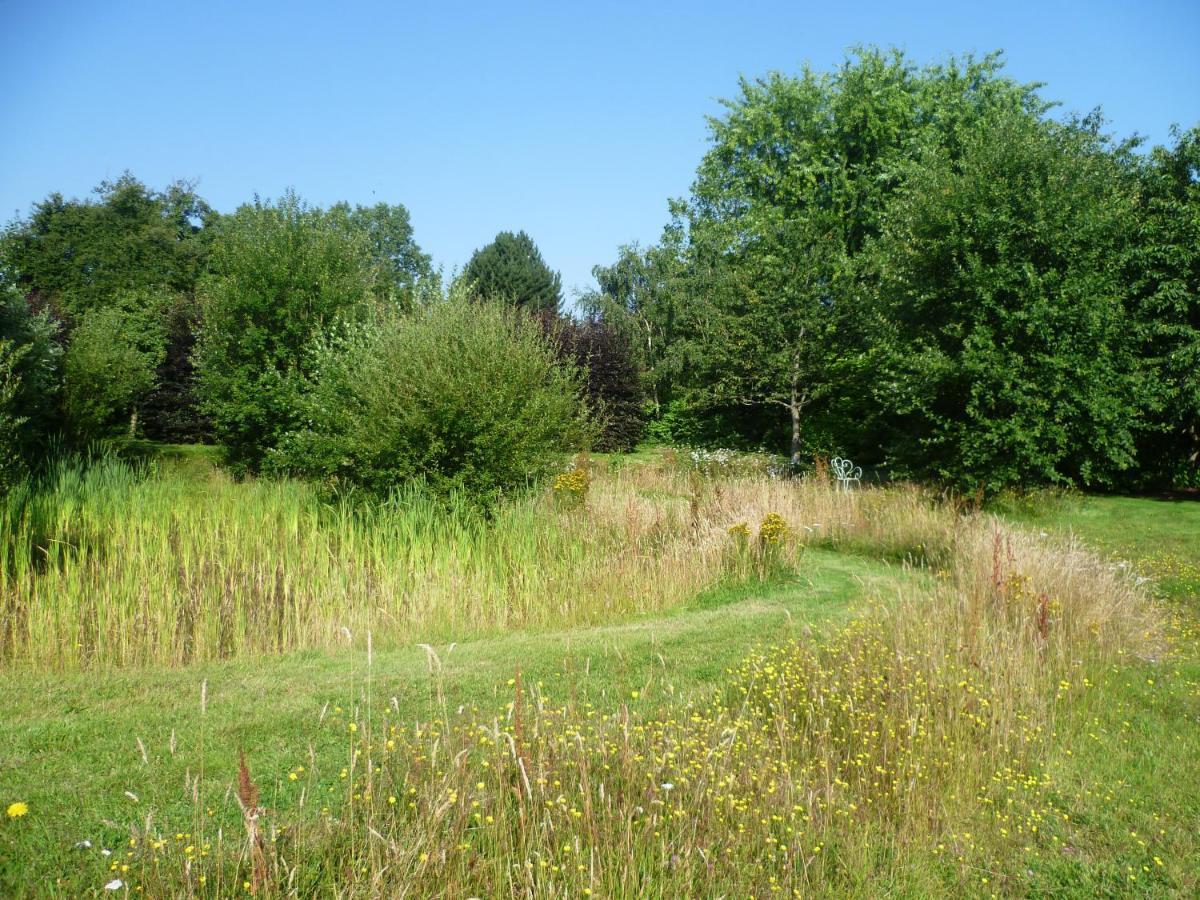 Le Pommenial De La Herissonniere Saint-Aubin-de-Bonneval Exterior foto